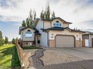 403 NW Sierra Blvd SW, Medicine Hat, AB T1B4W4