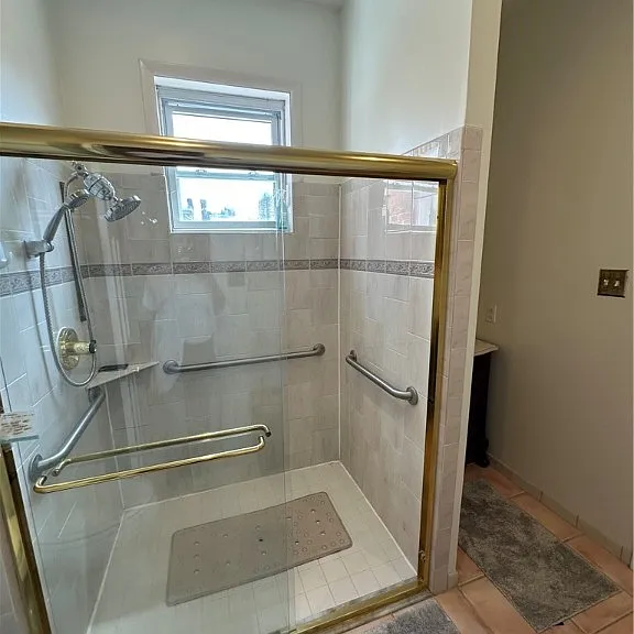 404 N Shields Ave — Photo 24