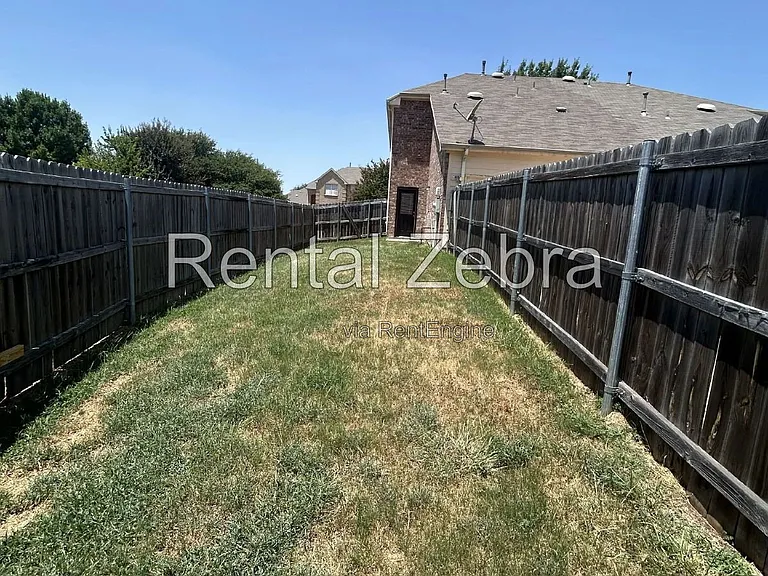 5438 Jacob Dr — Photo 14