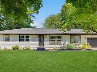 3 Sycamore St, Hudson, NH 03051