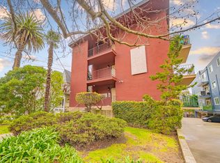 33 Moss Avenue, Oakland, CA 94610