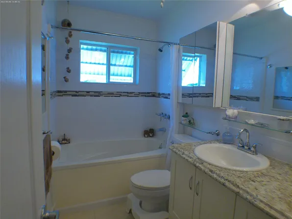 4600 NW 43rd Street, Lauderdale Lakes, FL 33319