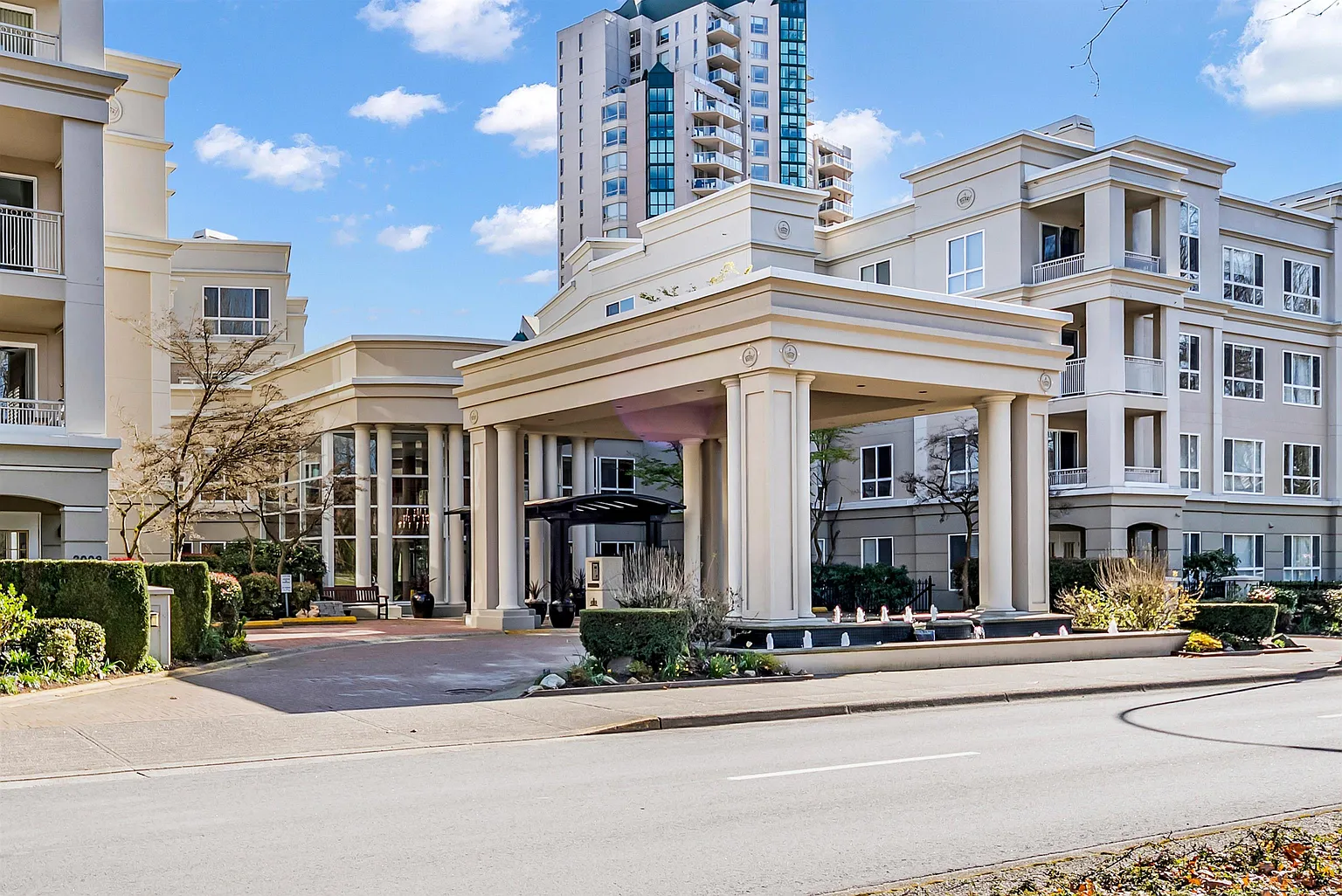 3098 Guildford Way #409 photo 1