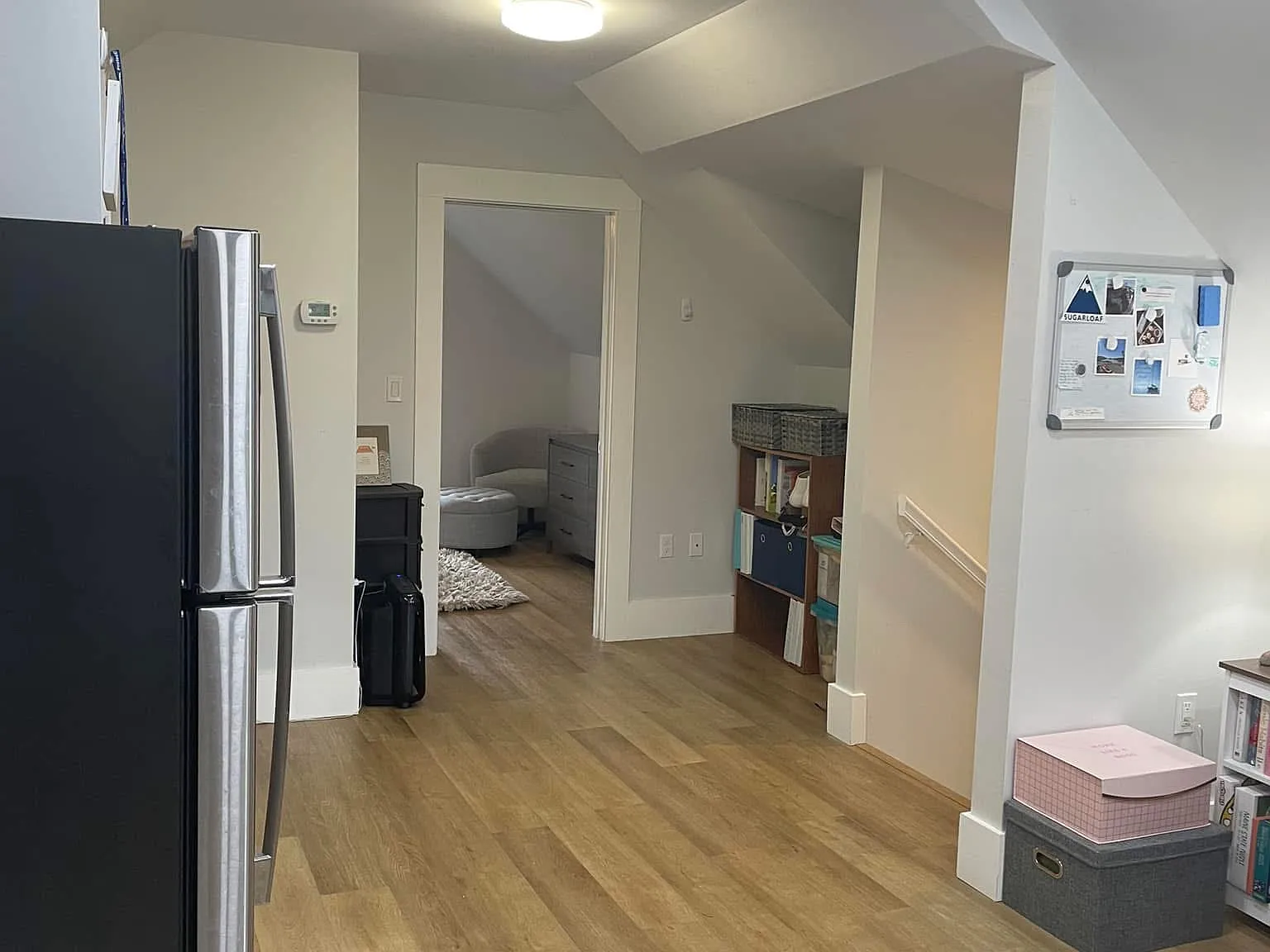 1 bed, 900 sqft, $1,375 — Photo 3