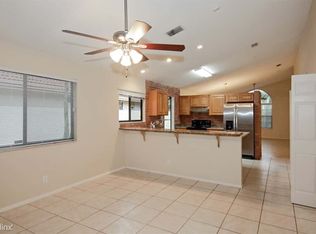 3863 NW 7th Pl, Deerfield Beach, FL 33442