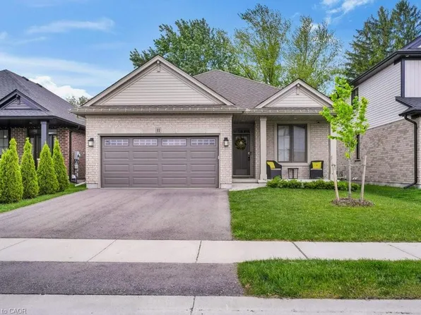 11 Keba Cres, Tillsonburg, ON N4G 0K6