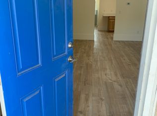 421 S 3rd St, Selah, WA 98942
