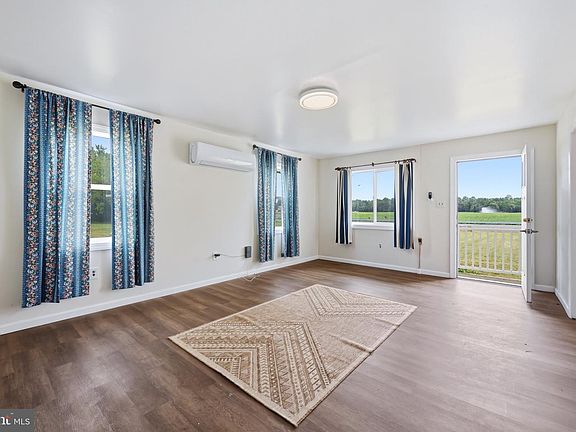 5th image of 25699 Auction Rd