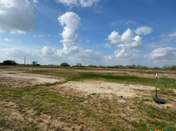 3046 Ridge Pl, Seguin, TX 78155