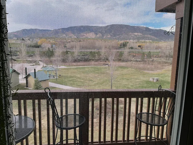 511 River View Dr #1405 — Photo 2