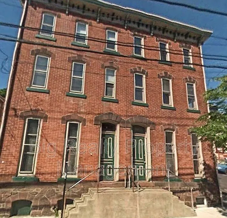 70 N Main St #70 N MAIN