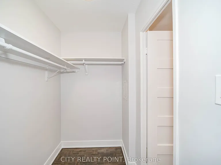 1500 Bathurst St #506 — Photo 8