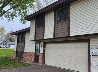 3910 Brookdale Cir N, Brooklyn Park, MN 55443