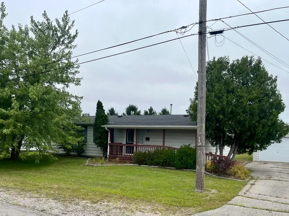 10210 Tennessee St, Oscoda, MI 48750