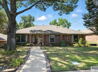 9128 Sweetwater Dr, Dallas, TX 75228