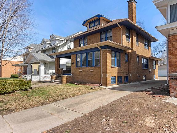 2nd image of 1210 N Elmwood Ave