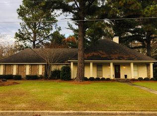 104 Lashley Dr, Selma, AL 36701