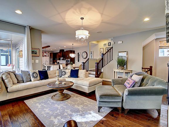 4th image of 20385 Savin Hill Dr