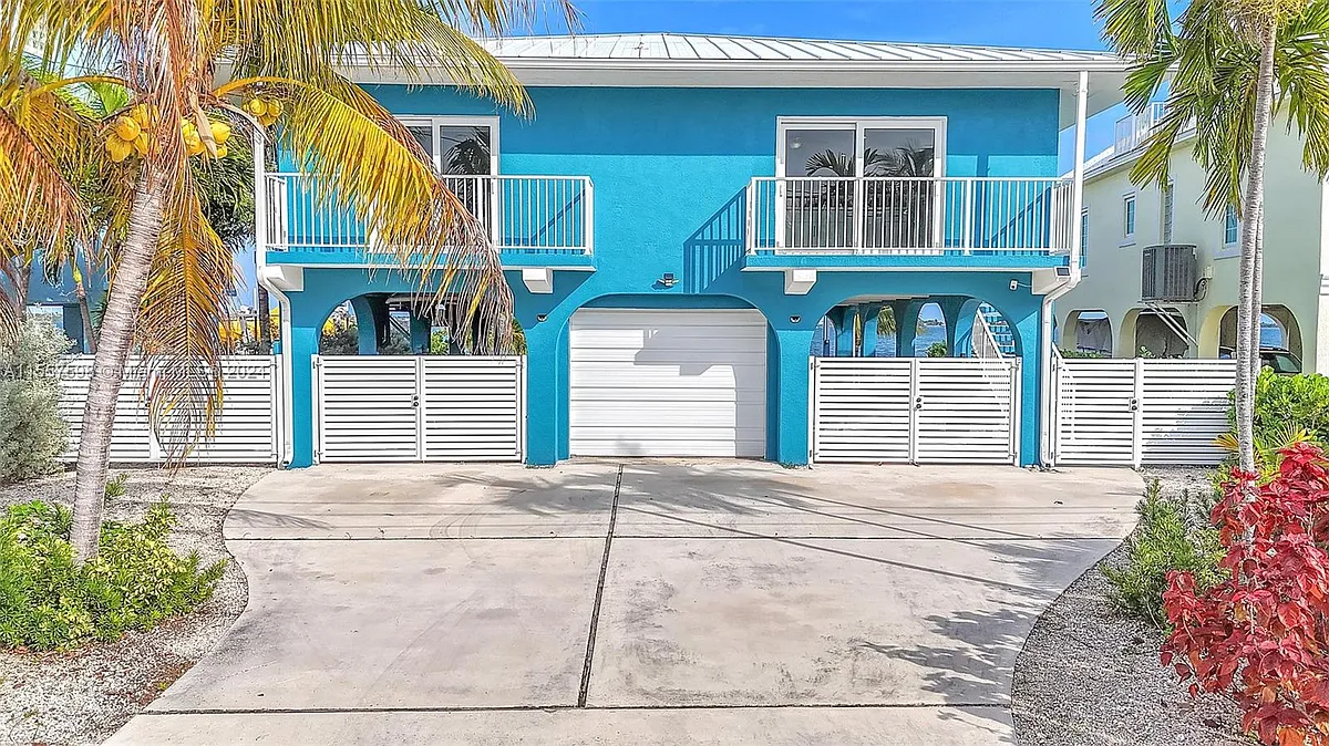 Building Photo - 441 La Fitte Rd