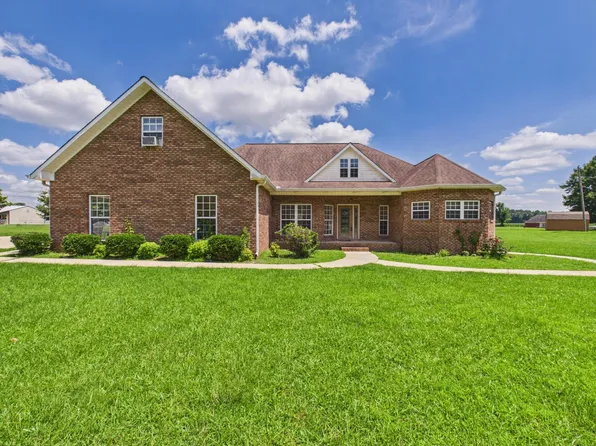 8348 Wolfe Rd, Columbus, MS 39705