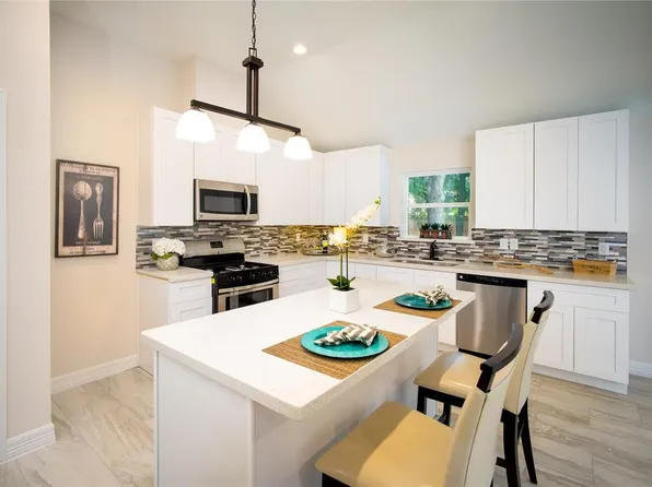 10814 Ashcroft Dr, Houston, TX 77096