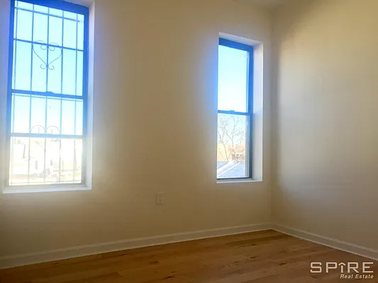 Rented by Spire Group | media 21