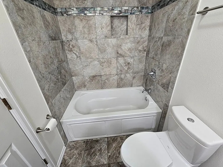 595 Manhattan Dr #203 — Photo 15