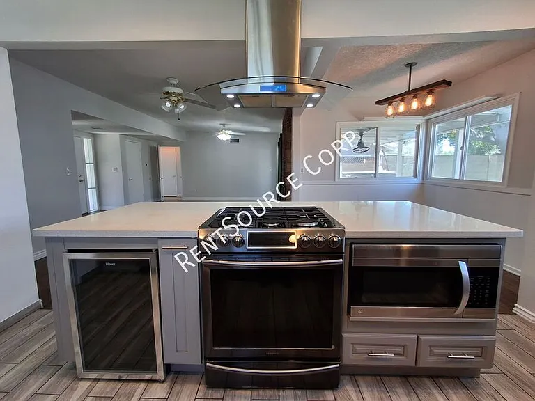 10059 McLennan Ave — Photo 8