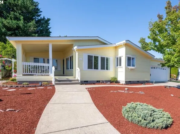 5297 Glenn Ellen Dr, Eugene, OR 97402