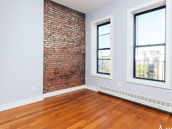 5th image of 293 Irving Ave APT 3