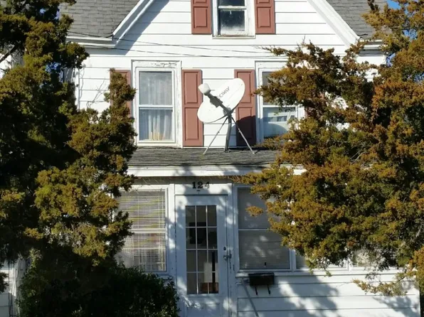124 Locust St, Crisfield, MD 21817