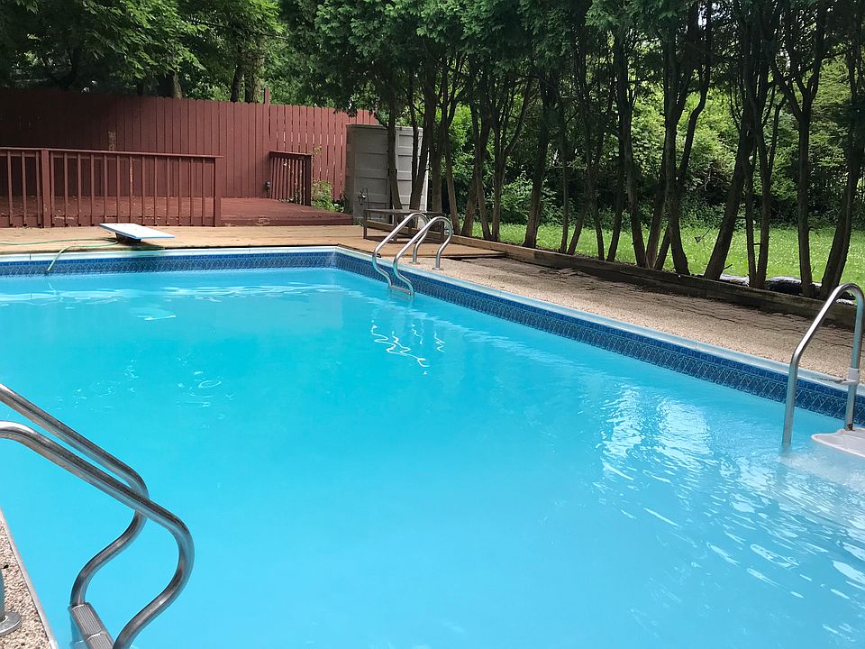 1st image of 5409 Schatz Ln