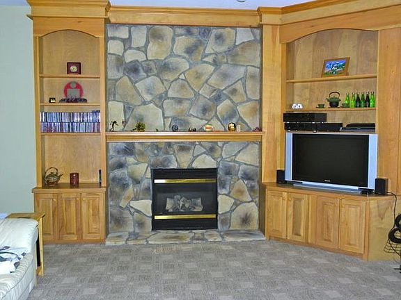 5th image of 17 Chelsea Dr