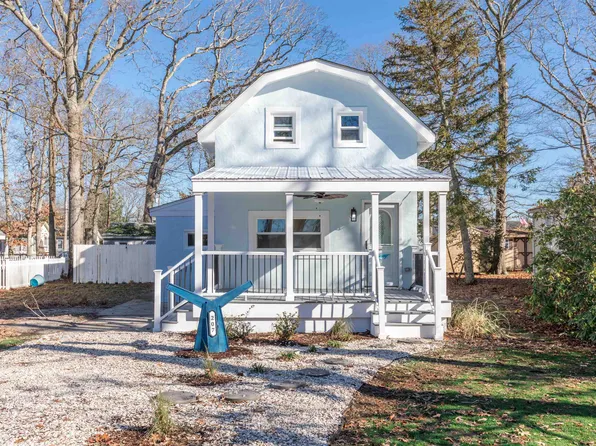 207 Evergreen Ave, Villas, NJ 08251