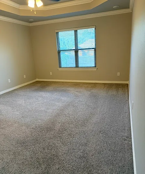 3991 Buckingham Ter — Photo 8
