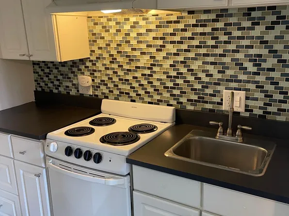 650 E Palm Canyon Dr #23, Palm Springs, CA 92264