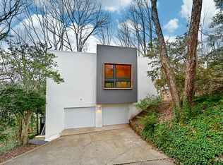 30 Maryeanna Dr, Sandy Springs, GA