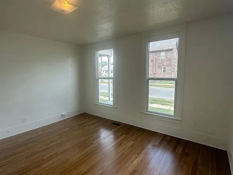 404 S Marion St — Photo 41