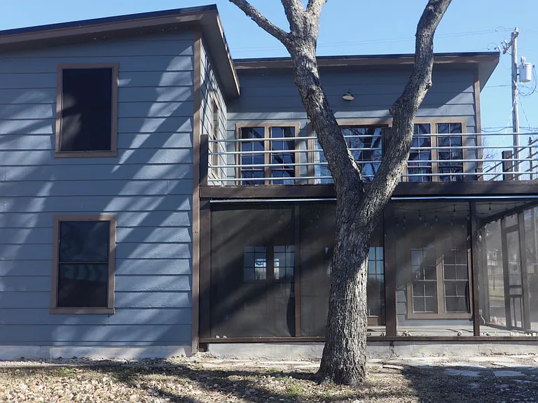 1937 E Lake Dr — Photo 4