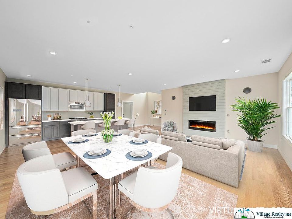 1st image of 178 Robertson St #102