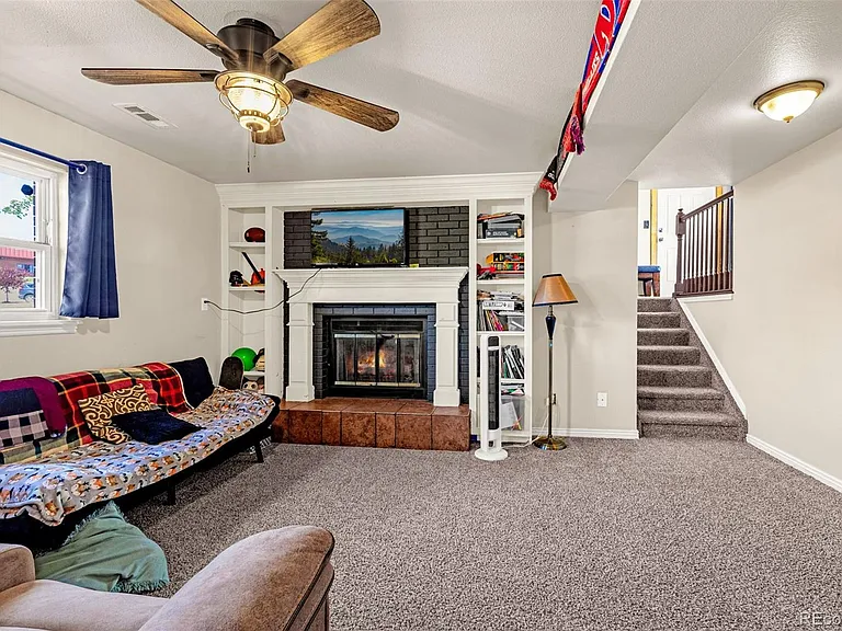 7115 Grand Valley Dr — Photo 16