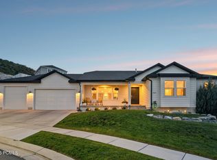 7127 N Hollow Crest Cir, Eagle Mountain, UT 84005