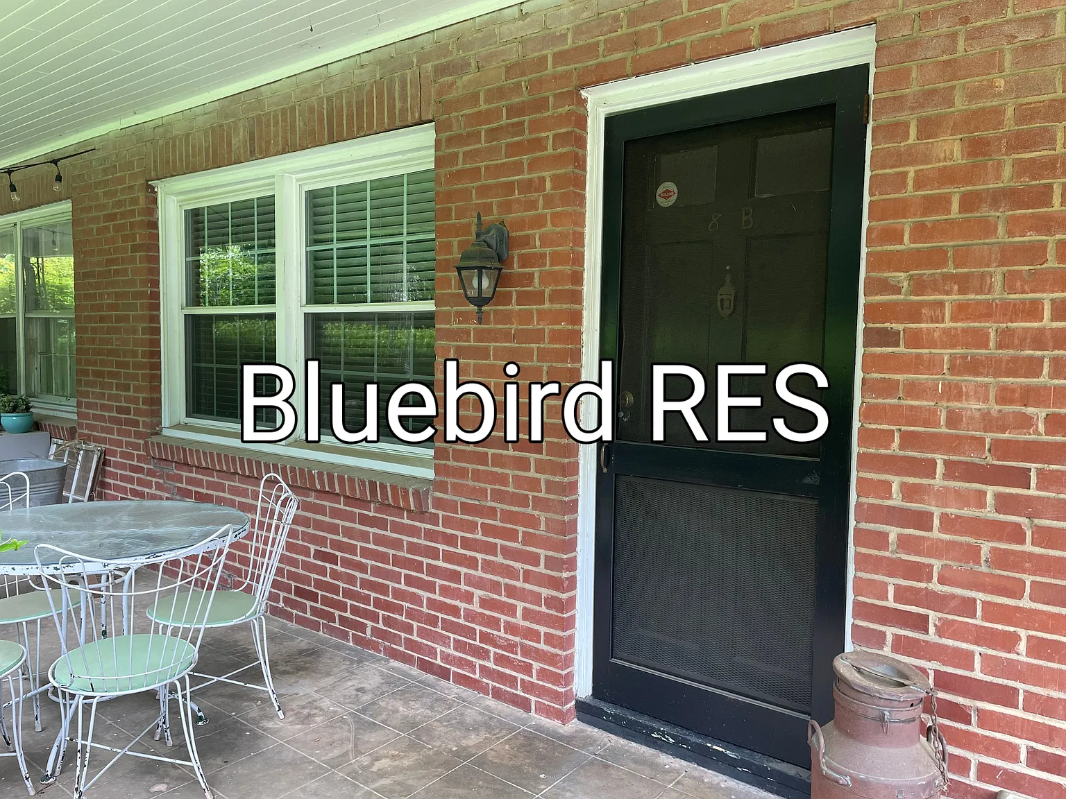 2 bed, 850 sqft, $2,100 — Photo 2