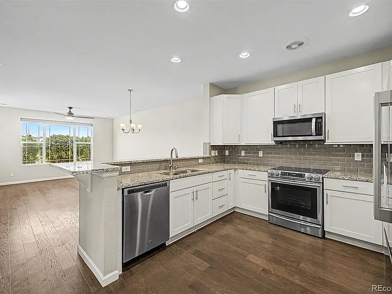 1791 S Buchanan Cir — Photo 15