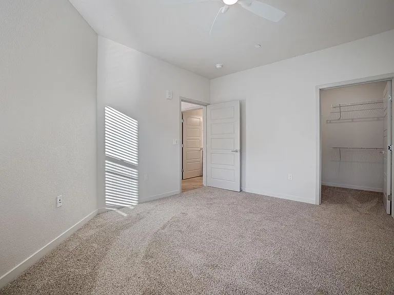 La Vida 55+ Luxury Living — Photo 62