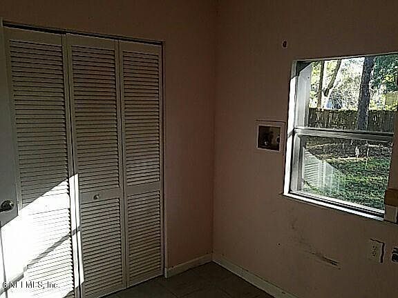 4th image of 5760 Coffey Ln