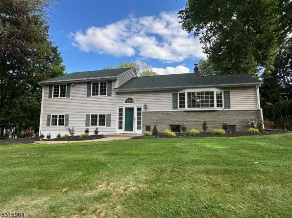 10 Little John Rd, Parsippany-Troy Hills Twp., NJ 07950