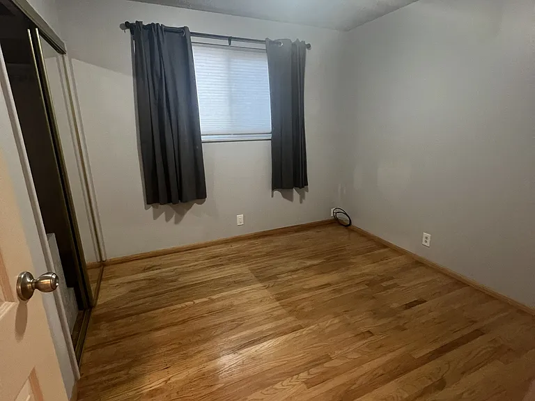 240 Catalina Ave — Photo 7