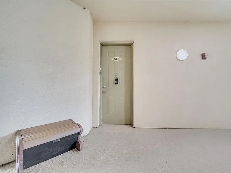817 Terrace Ridge Cir #817 — Photo 27