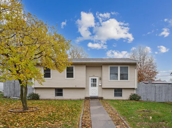 908 N Aldrin Dr, Mount Pleasant, IA 52641